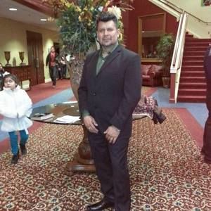 Meet your Posher, Ulises